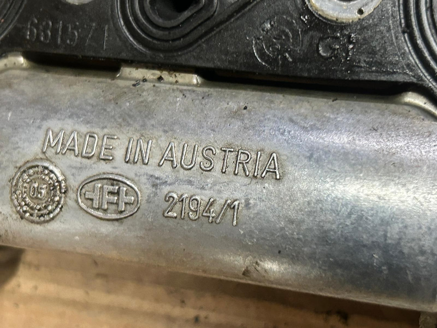 2009 BMW F800gs Camshaft Cover | 6613980