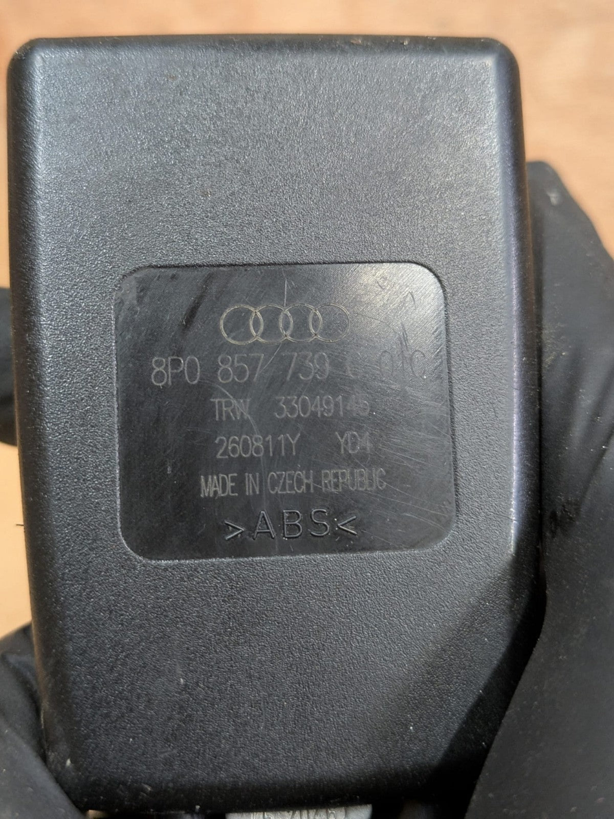 2011 Audi A3 S Line Rear Left Side Seatbelt Stalk Buckle | 8P0857739