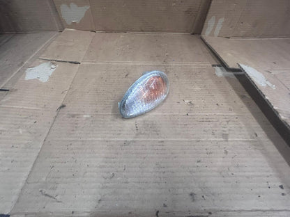 2001 Vespa ET4 Cento 125 Front Left Indicator Turn Signal Assembly