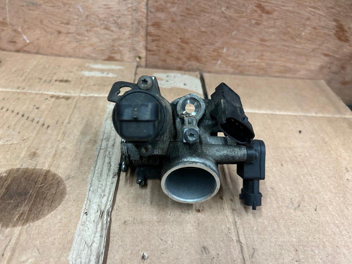 2019 KTM Duke 125 Throttle Body