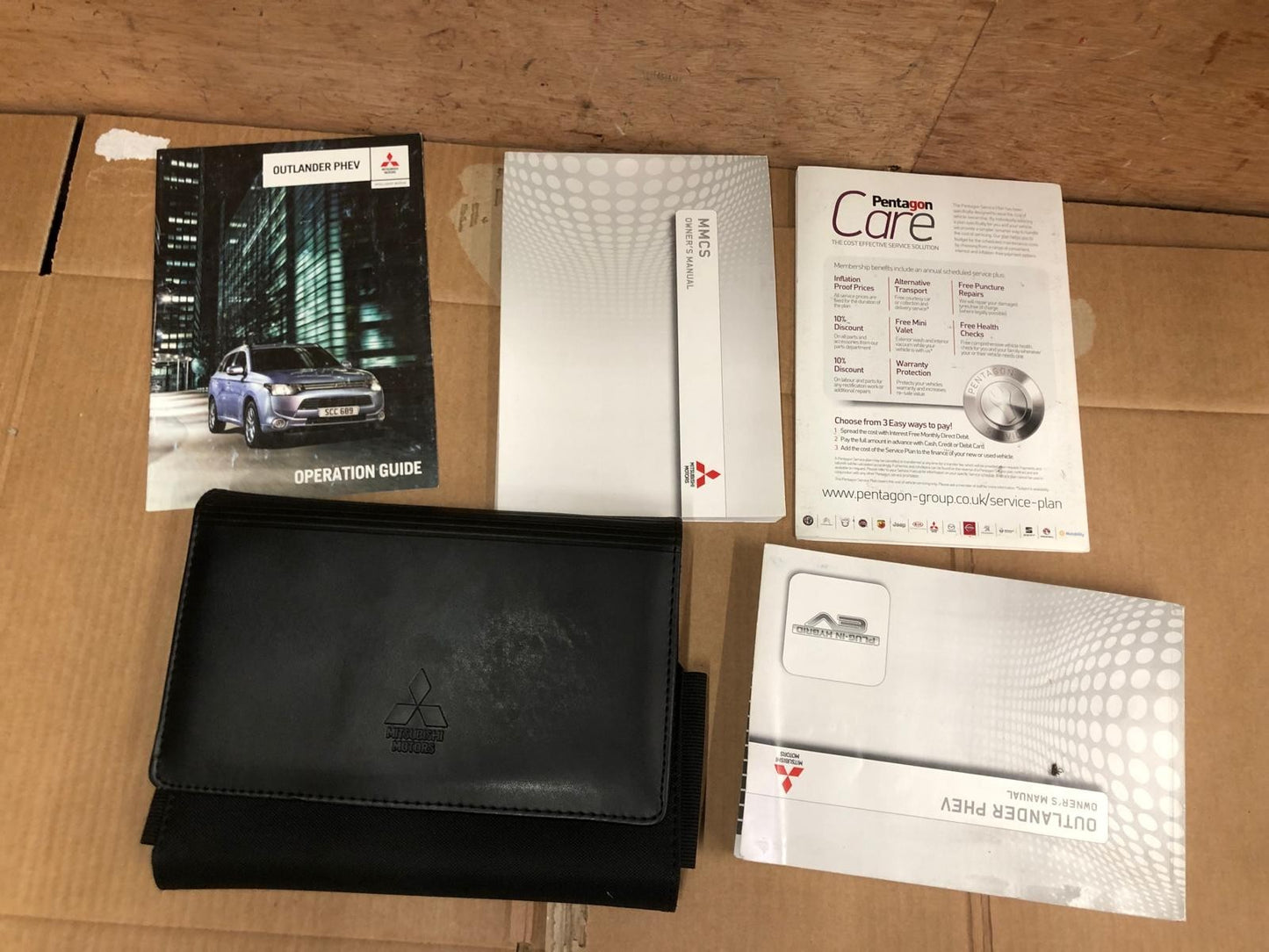 2014 Mitsubishi Outlander GX 4h PHEV Owners Manual & Operation Guide Pack