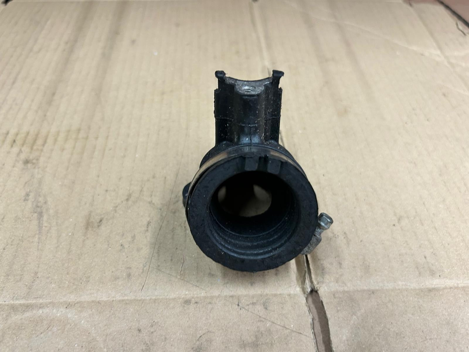 2006 - 2011 Gilera Nexus 250 / 300 Throttle Body Union Pipe | 847881