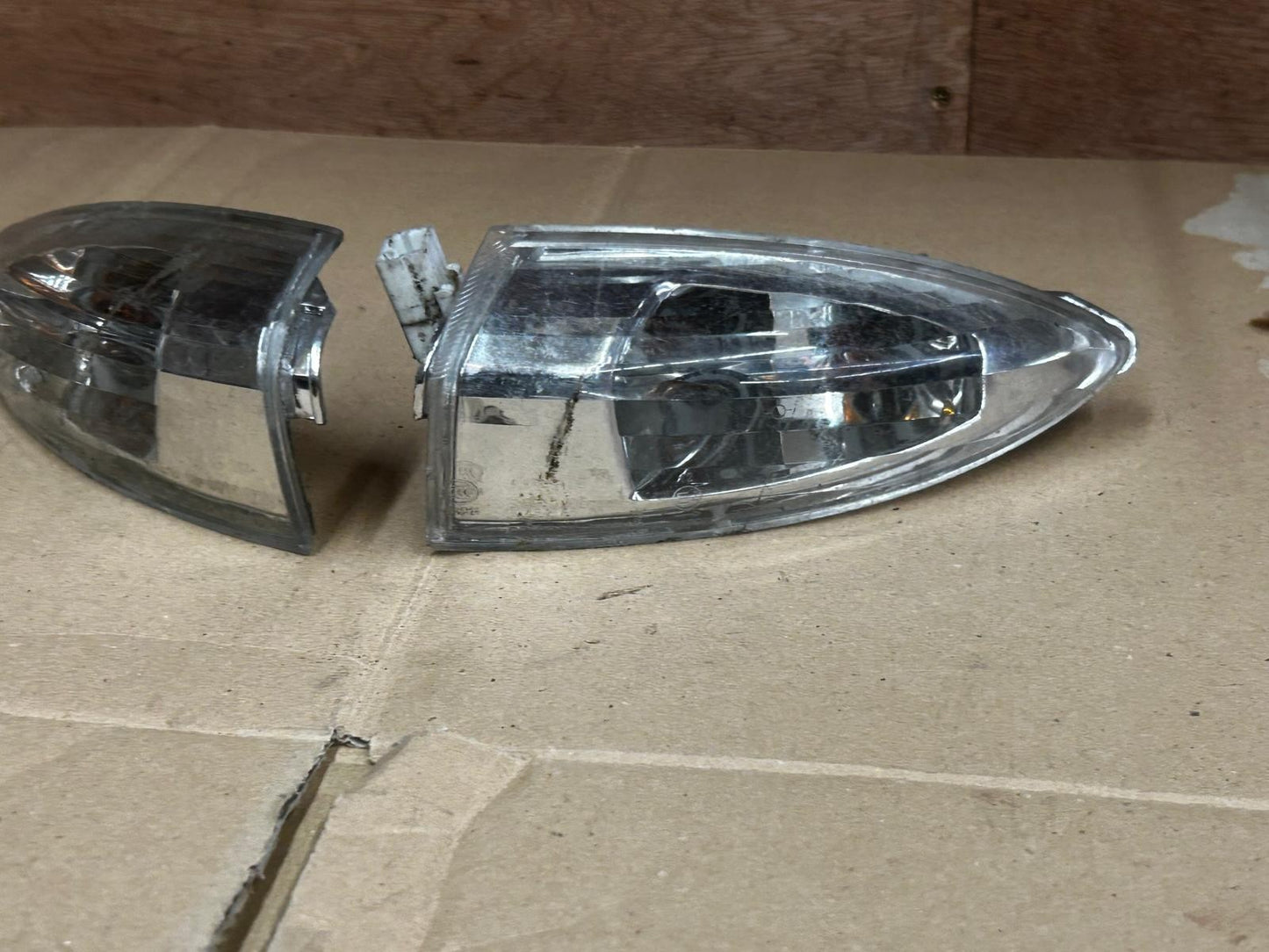 Piaggio Fly 50 / 125 Rear Left & Right Indicator Pair | 920012B