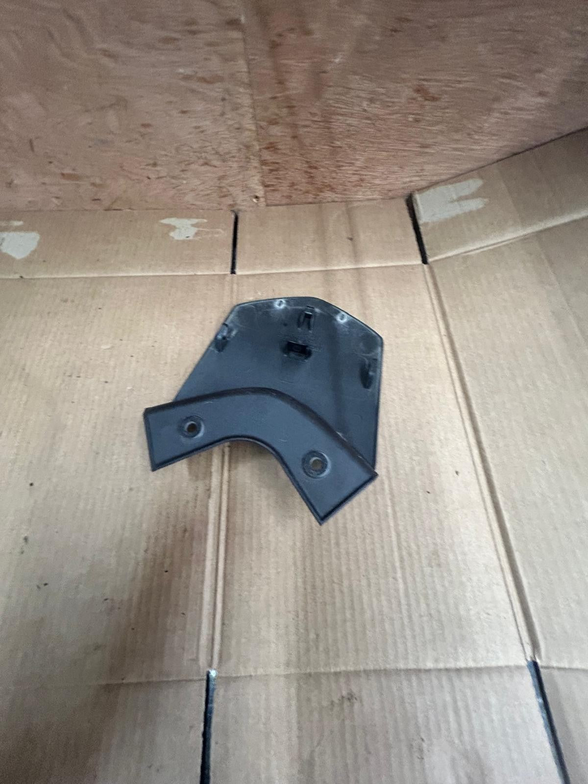 2015 Honda WW125 PCX125 Lid Grab Rail Cover | 84152-K35-V000