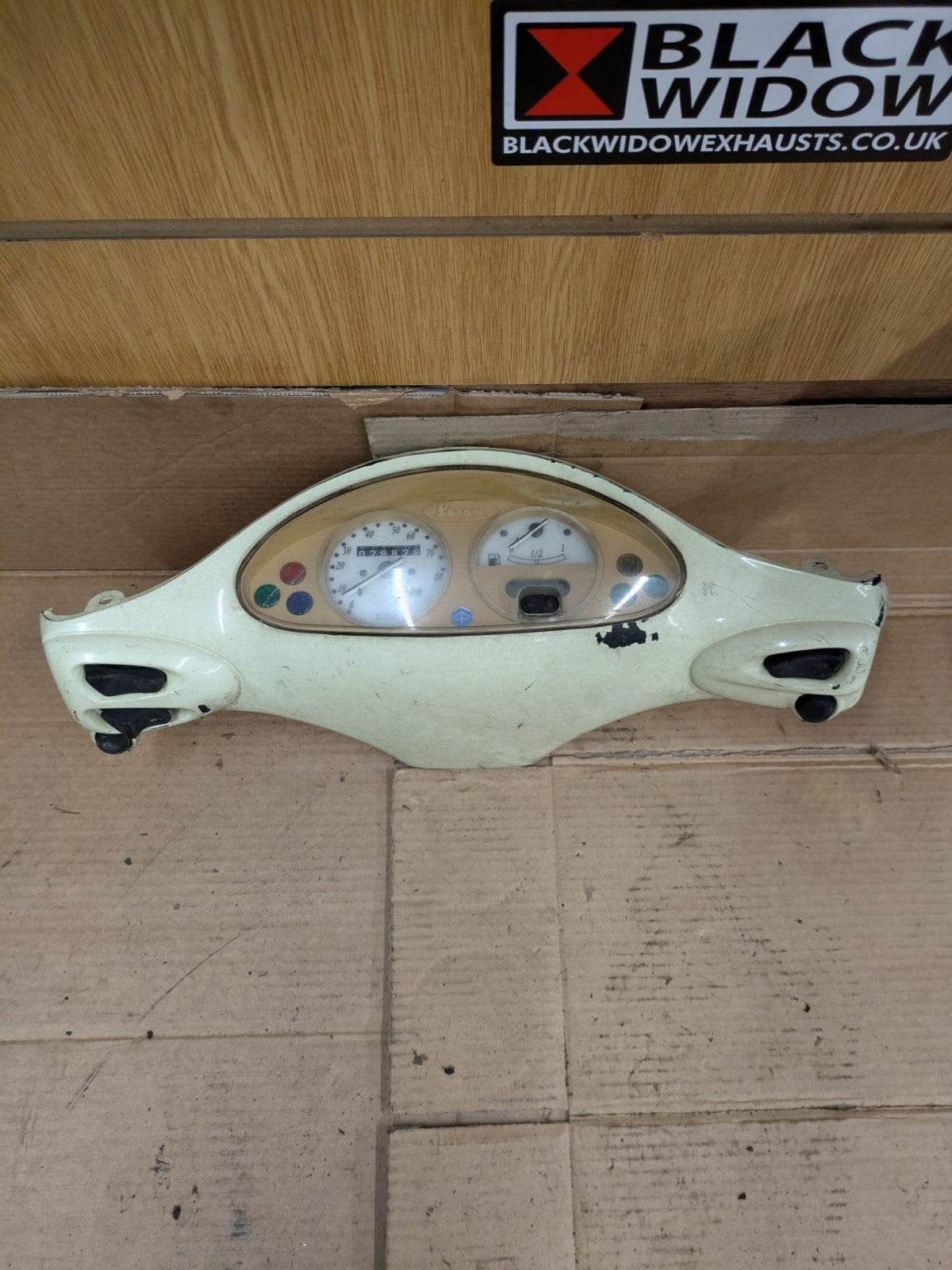 2001 Vespa ET4 Cento 125 Speedometer Instrument Cluster | 29,828 Miles