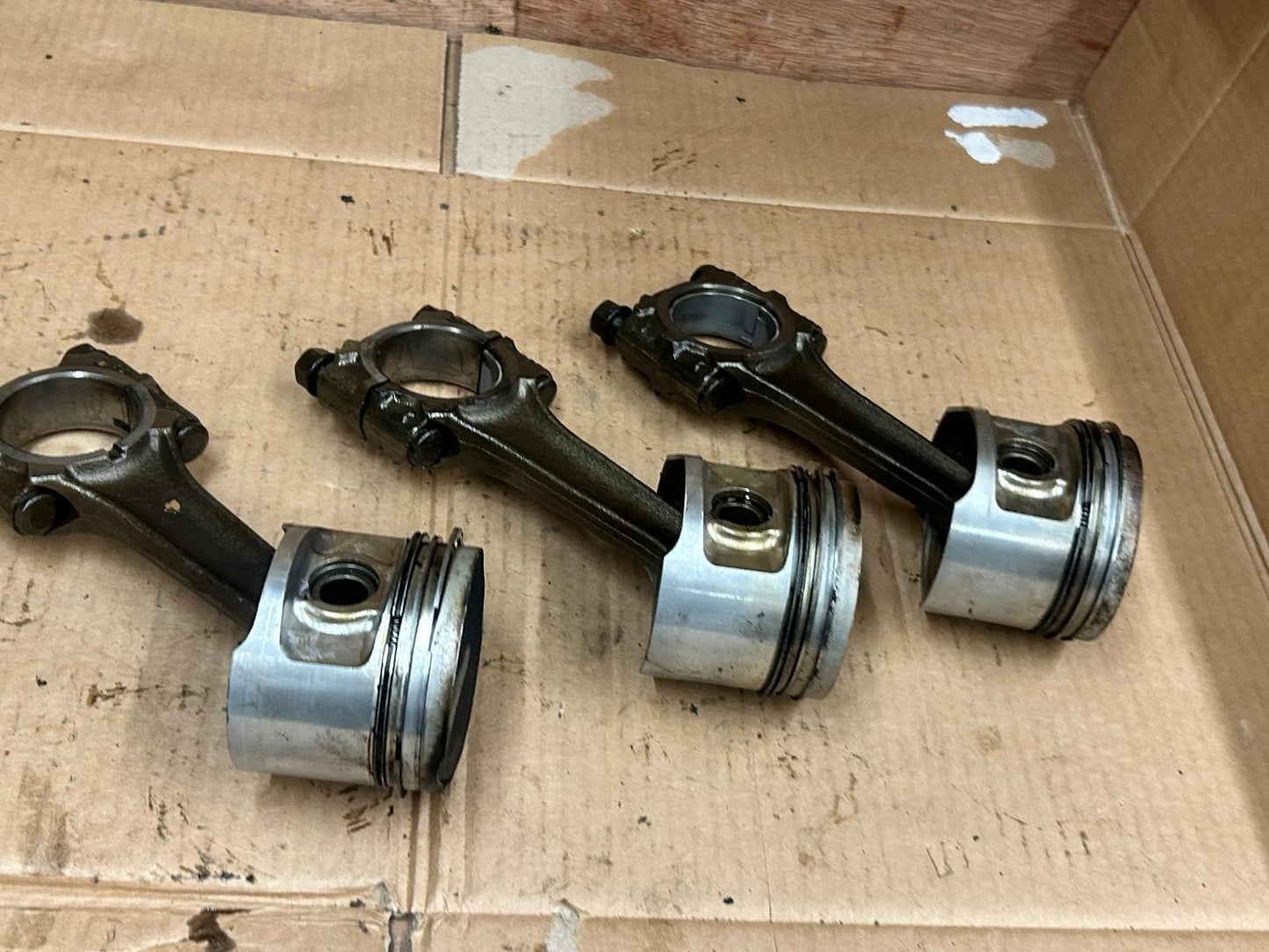 1985 - 1995 BMW K75s Engine Pistons & Connecting Rods Set