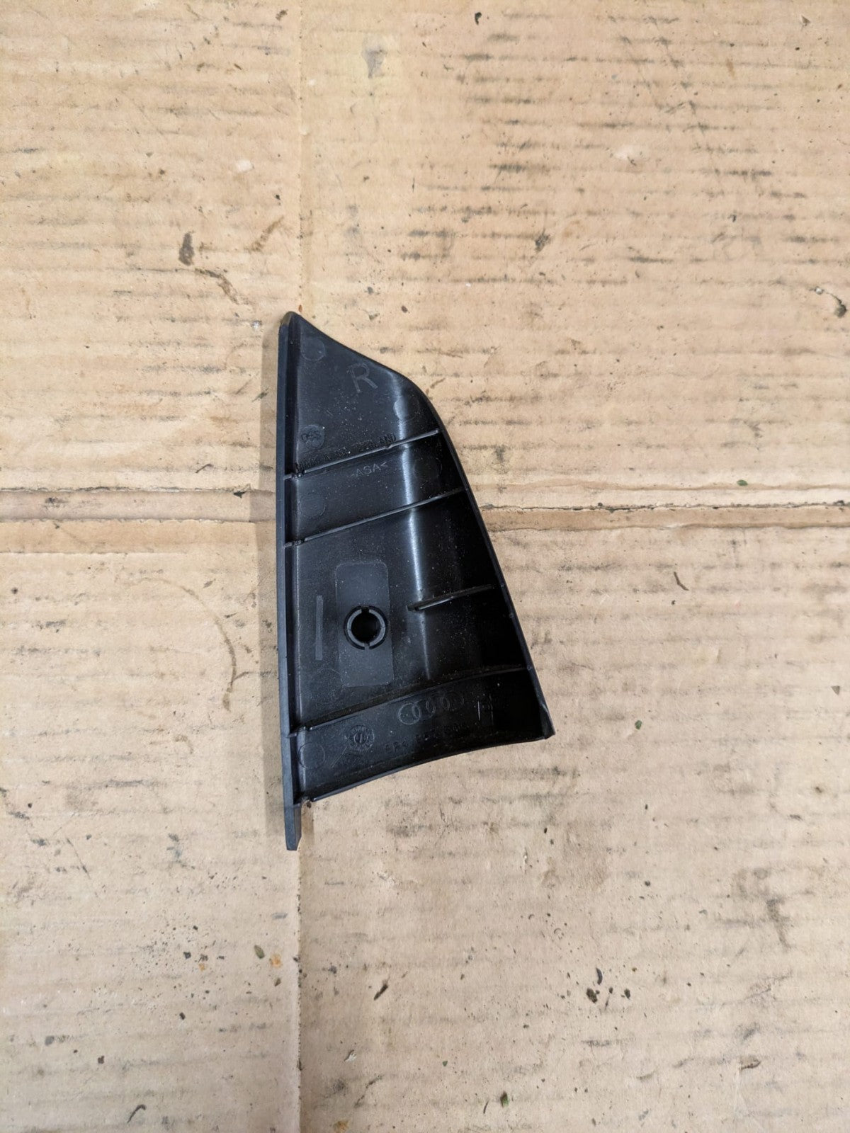 2011 Audi A3 S Line Front Right Driver Side Door Quarter Trim Panel | 8P4857506