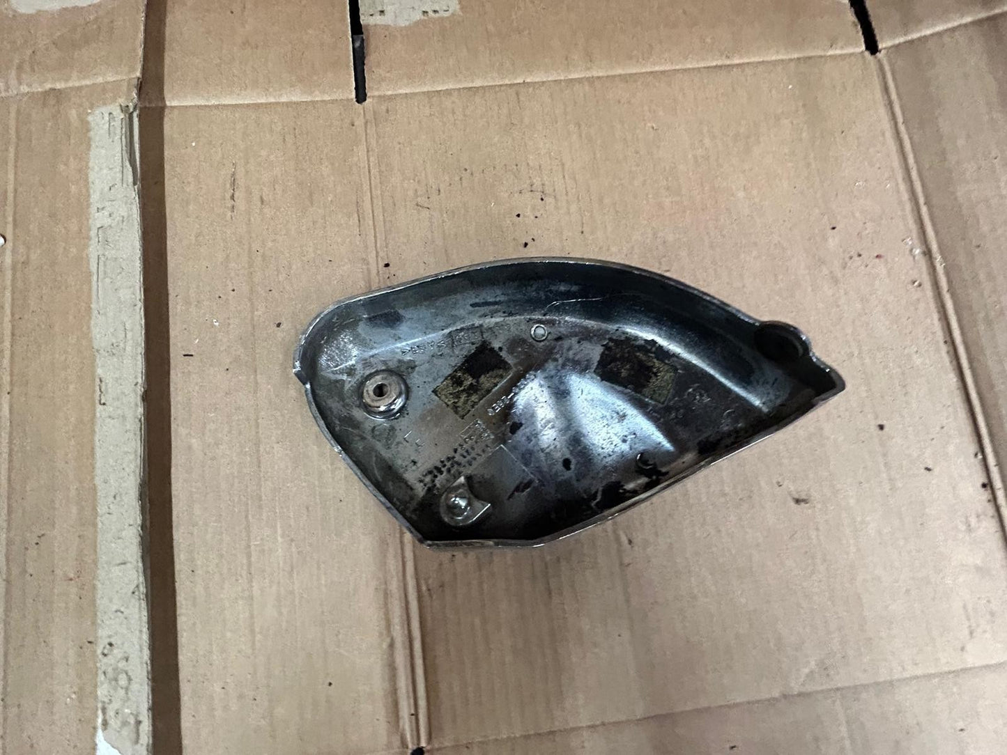 1995 - 1999 Suzuki GSF 600 Bandit Left Hand Air Cleaner Cover | 13920-26E0