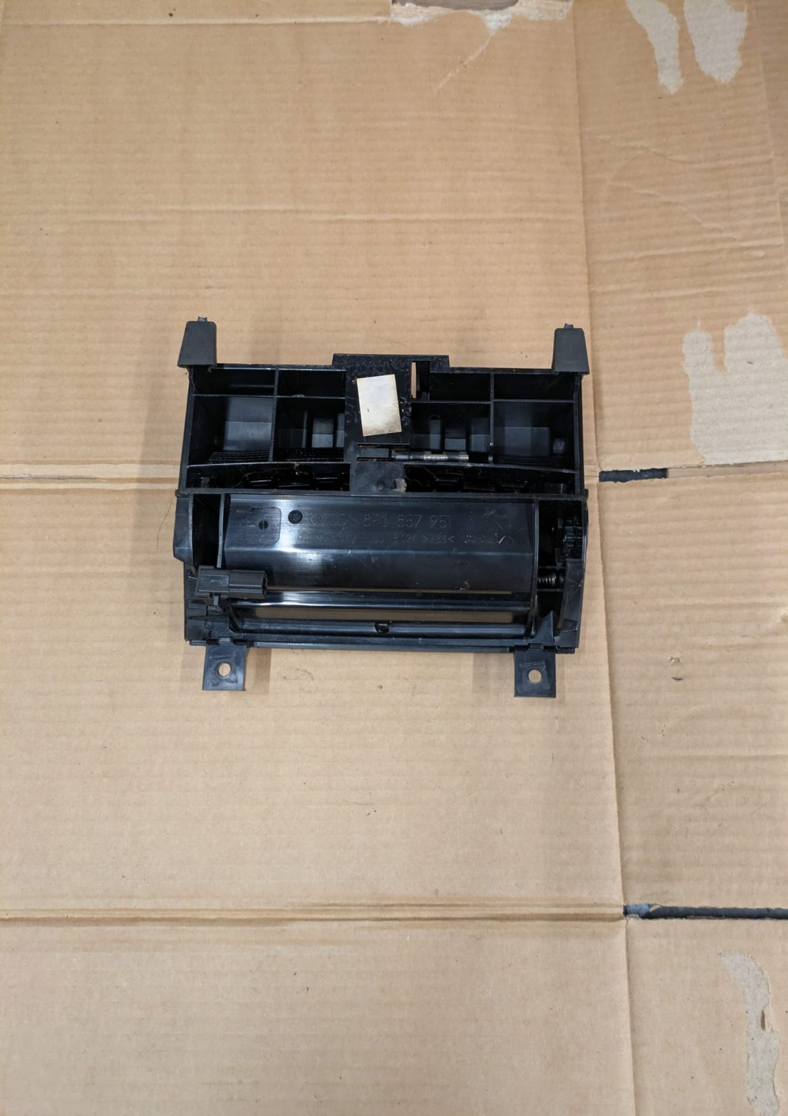 2011 Audi A3 S Line Ashtray | 8P0857951