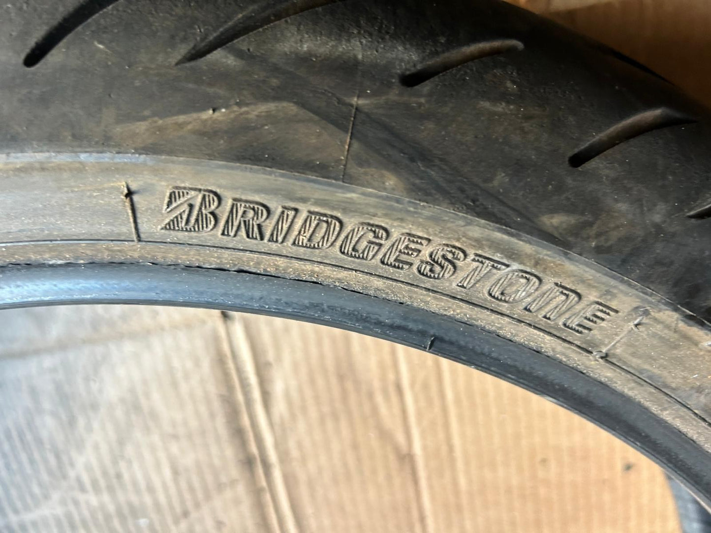 Bridgestone Battlax Hypersport S22F Motorcycle Tyre 120/70/17