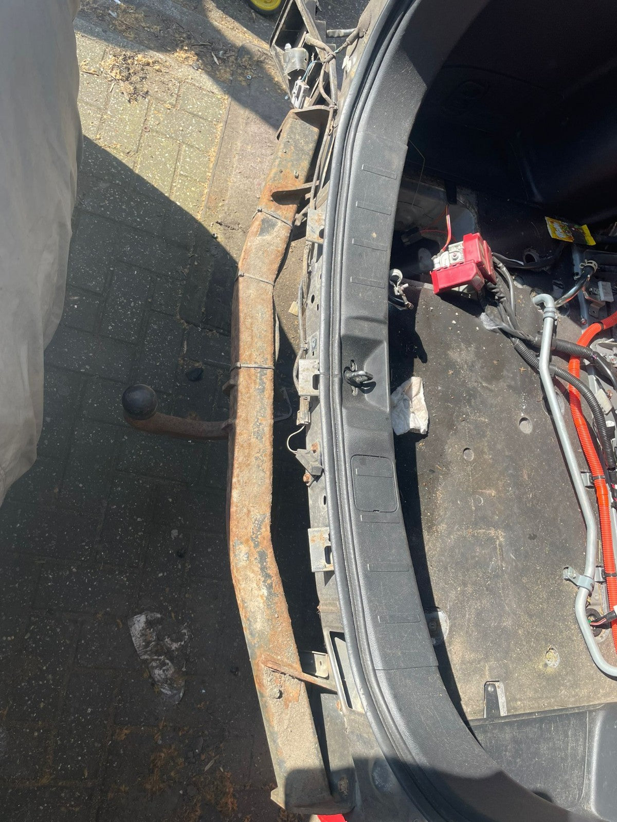 2014 Mitsubishi Outlander Towbar with Wiring