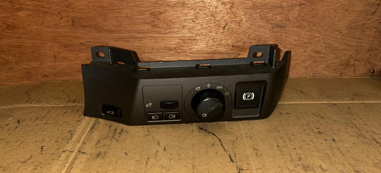 BMW E65 735i Light Switch Parking Brake Tailgate Switch | 61316918849
