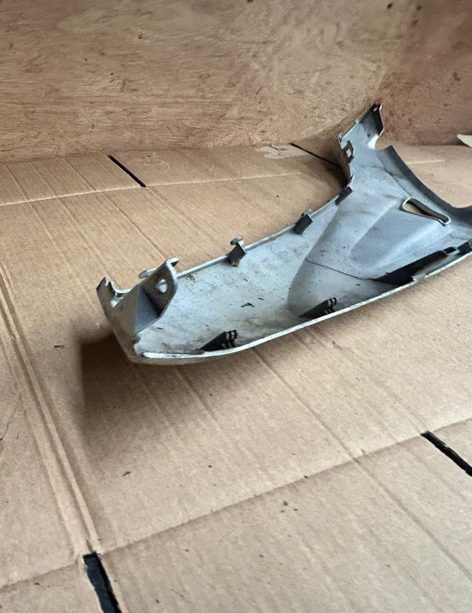 2019 Honda NSC110 Vision Right Side Floor Cover | 83520-K44-V001