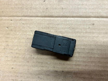 Genuine BMW 7 Series E38 Automatic Gear Shift Switch | 61318360277 03015101