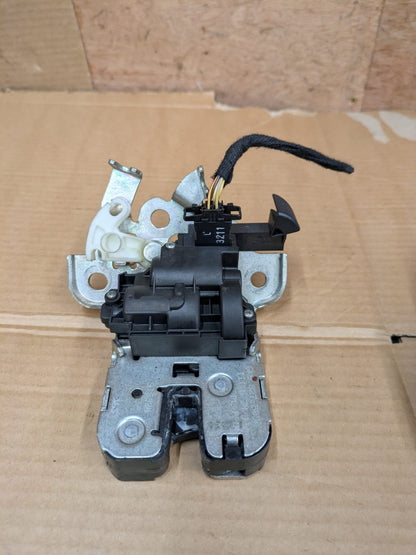2011 Audi A3 S Line Boot Trunk Lock | 8K9827505A