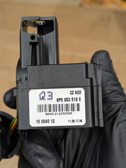 2011 Audi A3 S Line Front Windscreen Wiper Unit | 8P0953519E