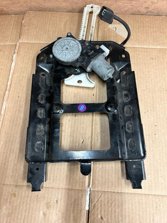 2017 - 2018 Honda NSS 125 Forza Windshield Adjustment with Motor | 38420-K0BA