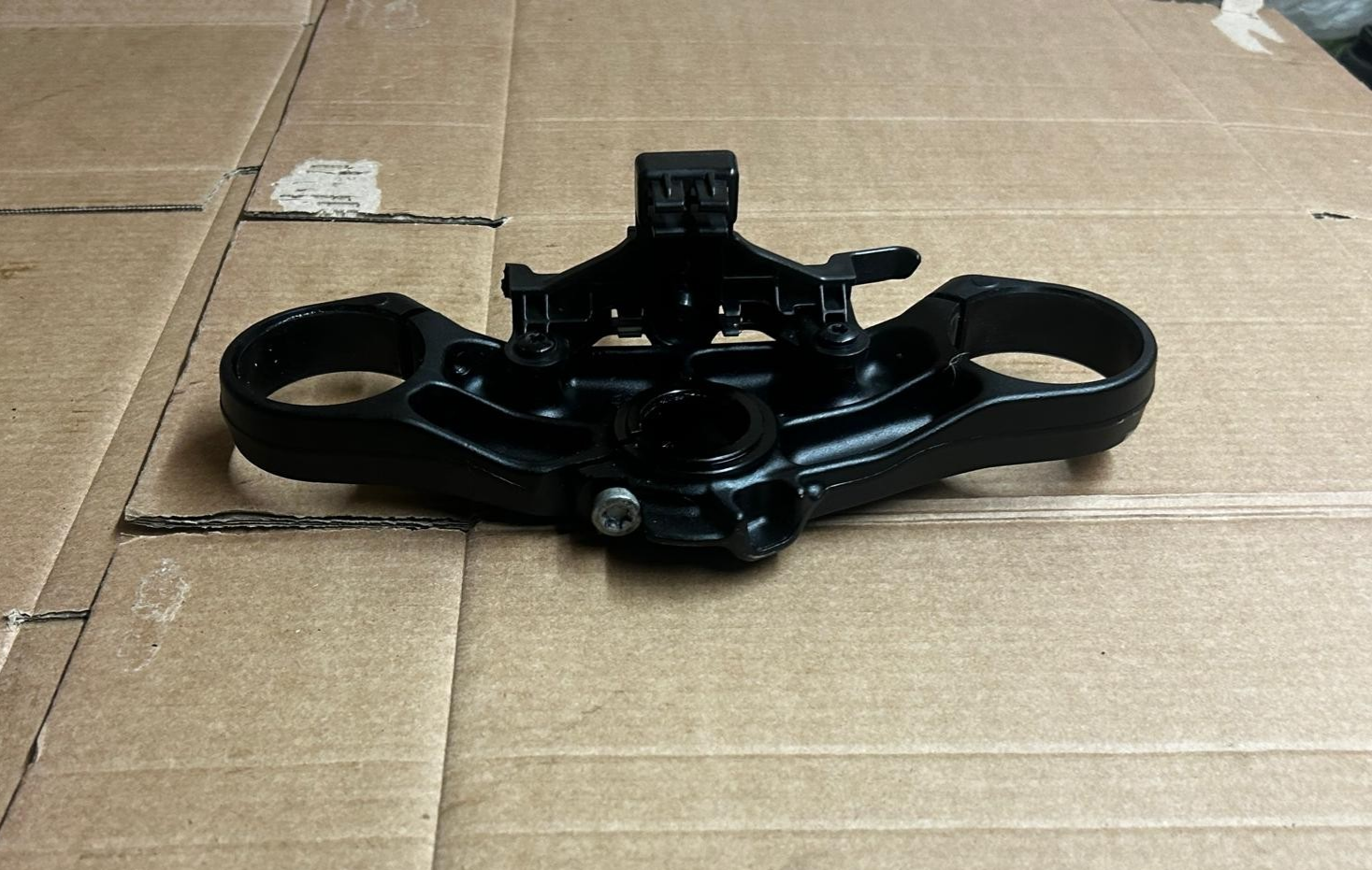 2020-2021 OEM KTM 1290 Super Duke R Upper Top Triple Clamp Yoke | 61701034032C1