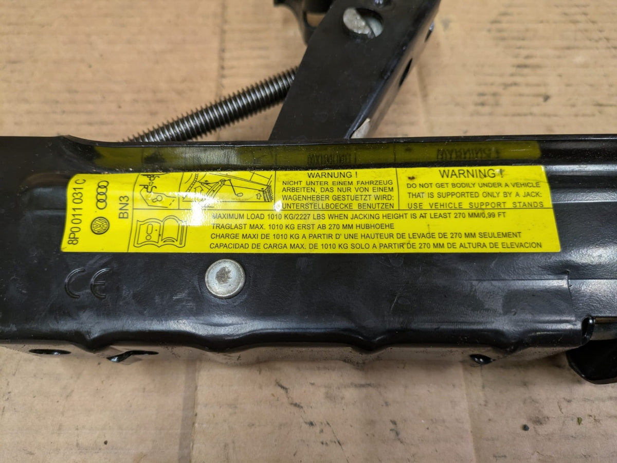 2011 Audi A3 S Line Car Jack | 8P0011031C
