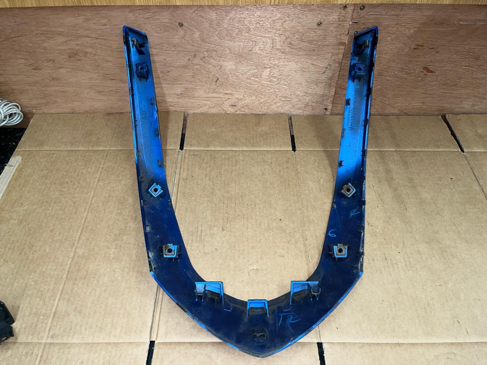OEM Yamaha Nmax Front Centre V Shape Cover | 2DP-F2865-00