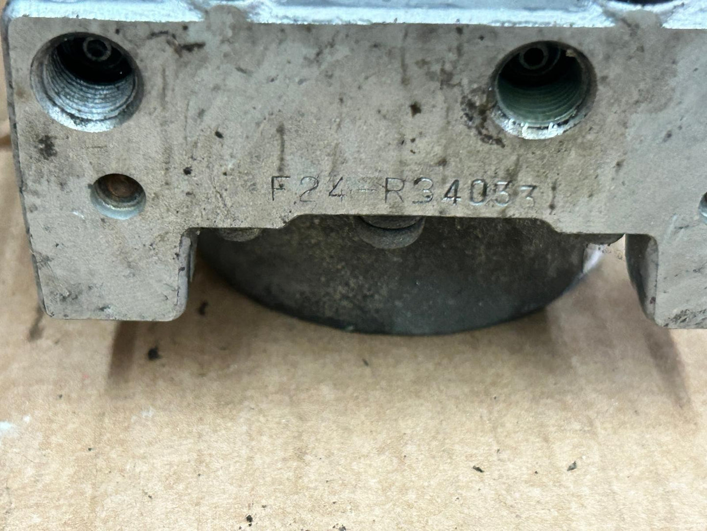 2013 Honda NC700 ABS Pump | F24-R34033 25021024
