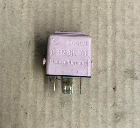 Genuine BMW 7 Series E38 Relay Make Contact Pink | 0332019168