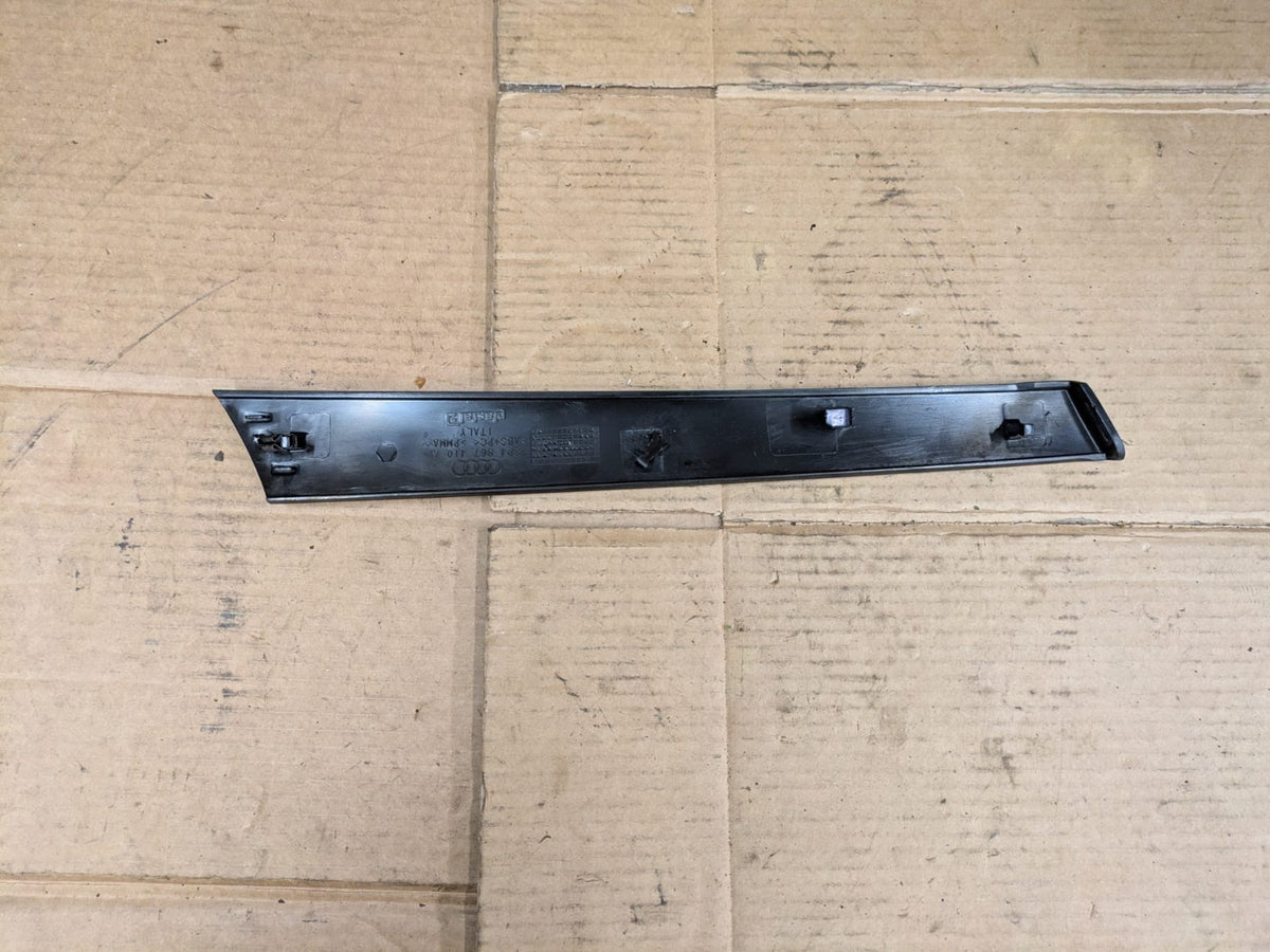 2011 Audi A3 S Line Front Right Driver Side Door Trim | 8P4867410