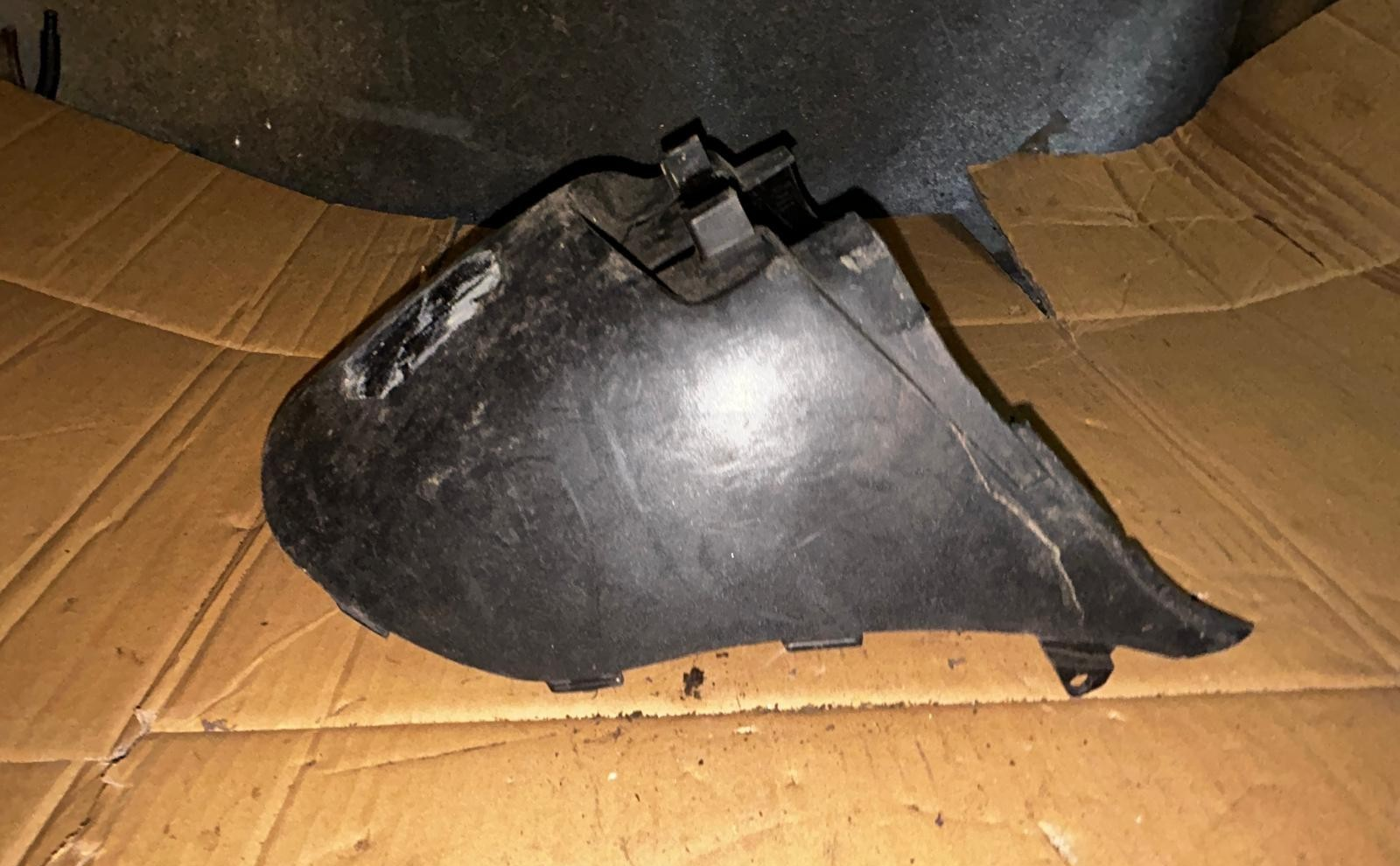2008 - 2010 Honda PES 125 Floor Step/Pillion Step Center Cover | 80151KTZD000