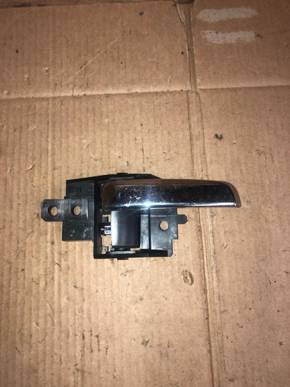 2014 Mitsubishi Outlander GX 4h PHEV Right Side Interior Door Handle