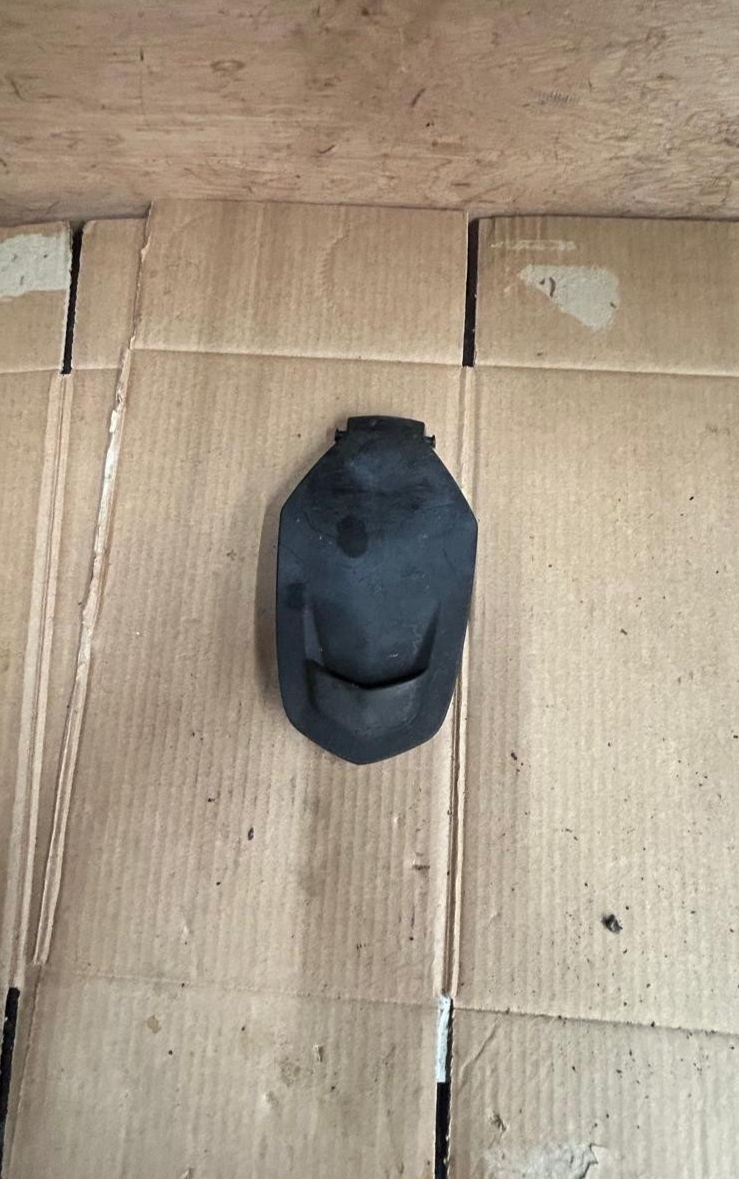 BMW Motorrad Filling Flap Fuel Tank Cover | 46637725169