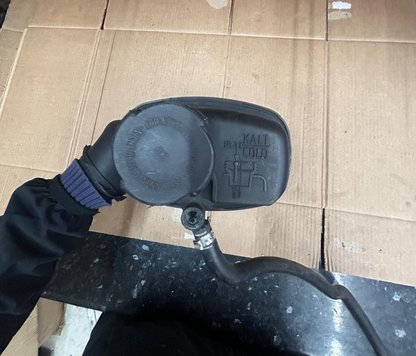 Genuine BMW 7 Series E38 Coolant Expansion Tank | 17411670