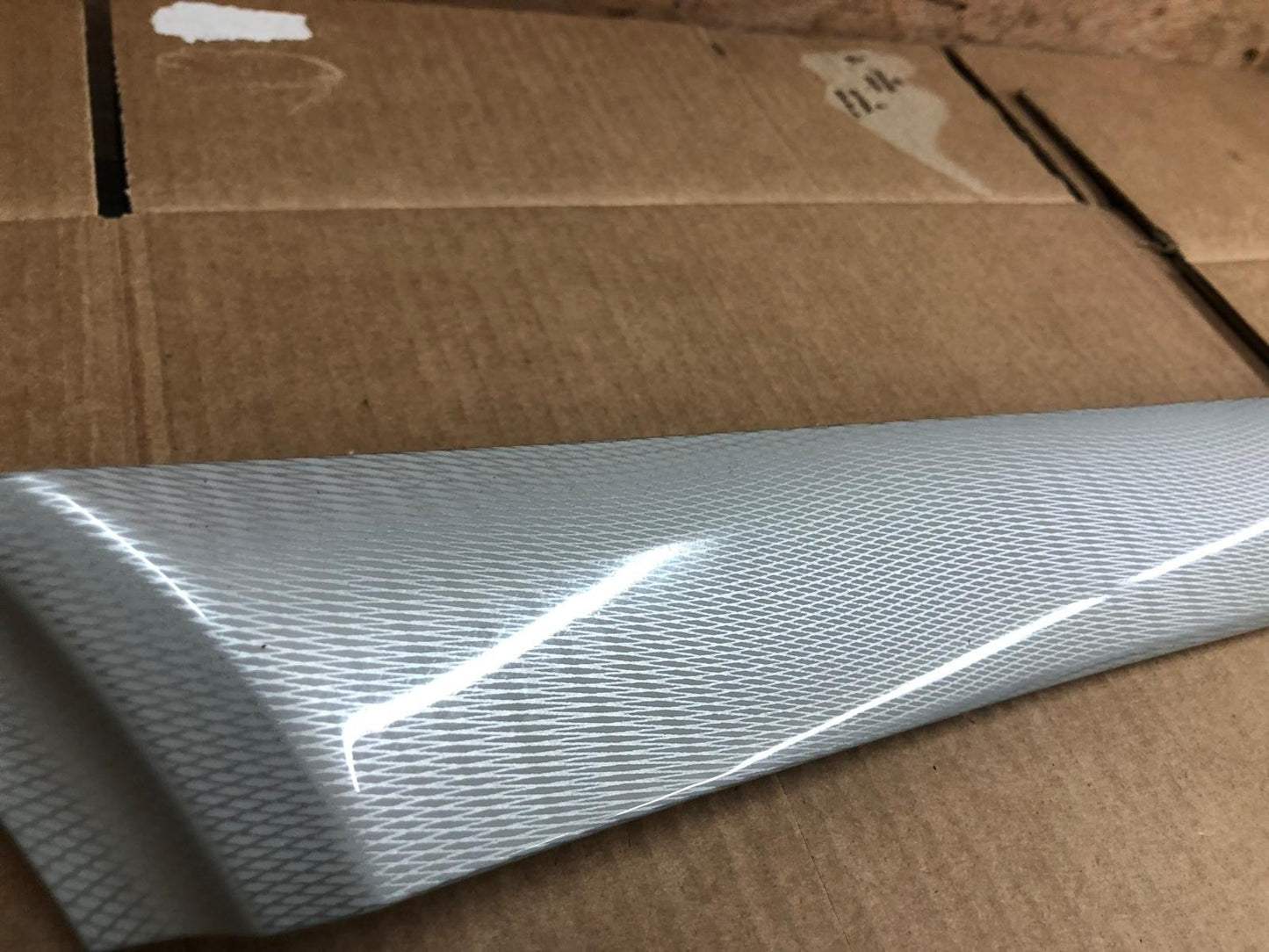 2014 Mitsubishi Outlander GX 4h PHEV Front Right Door Trim | K20-4AMC-G4B45X