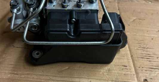 2019 - 2022 Piaggio MP3 500 ABS Pump | 1002145064
