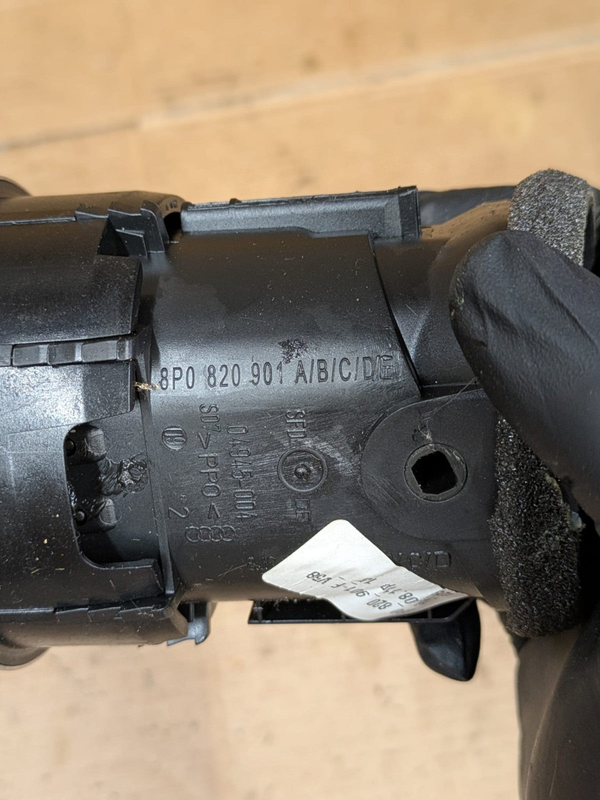 2011 Audi A3 S Line Dashboard Air Vent | 8P0820901