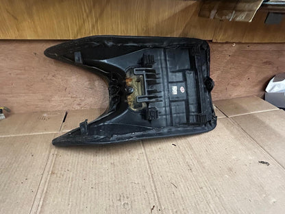 Honda CBR125 Riders Seat | 77100-KTY-D300