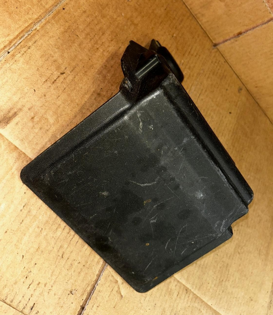 06-15 Piaggio Typhoon 50 08-11 Aprilia Sport City One 50/125 Battery Cover852990