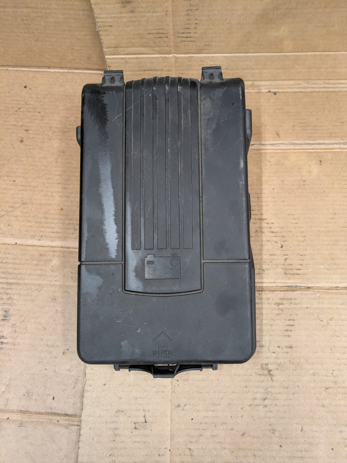2011 Audi A3 S Line Battery Fuse Box Cover | 3C0915443A
