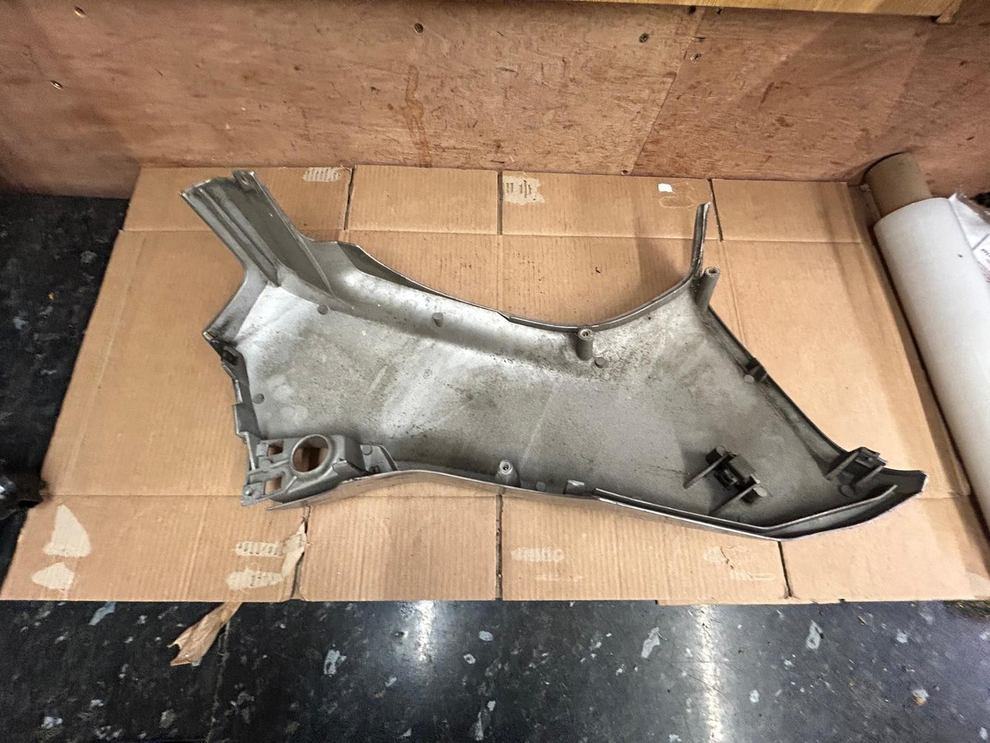 1885 - 1995 BMW K75s Upper Front Right Fairing | 46631455173