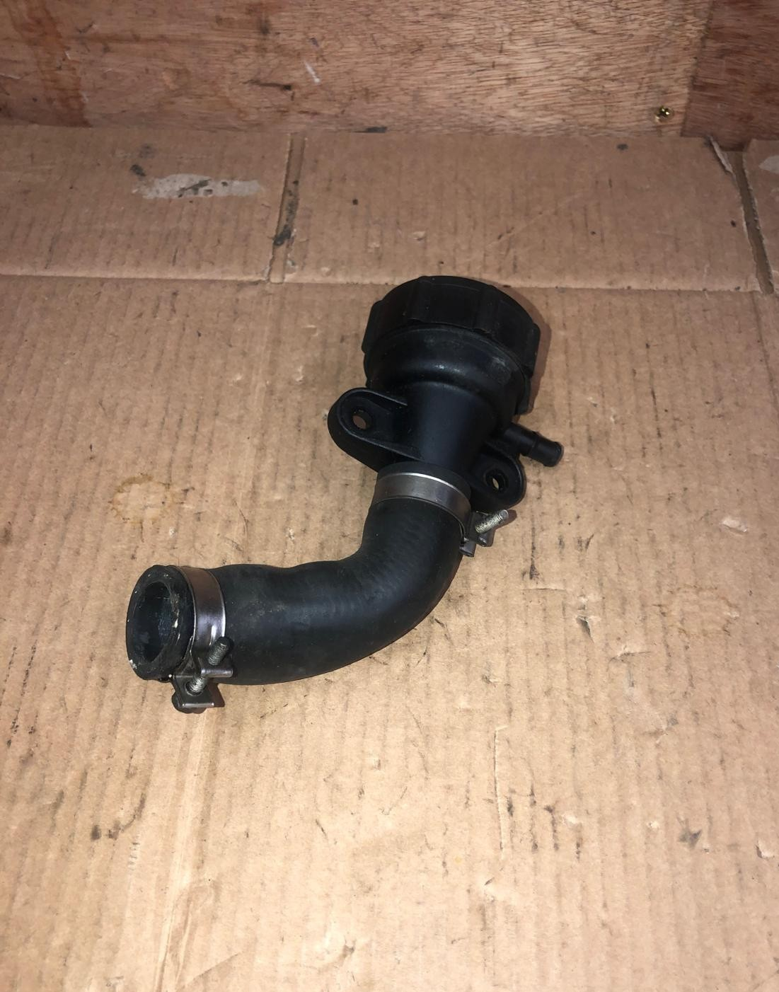 1885 - 1995 BMW K75s Coolant Radiator Cap | 1460313