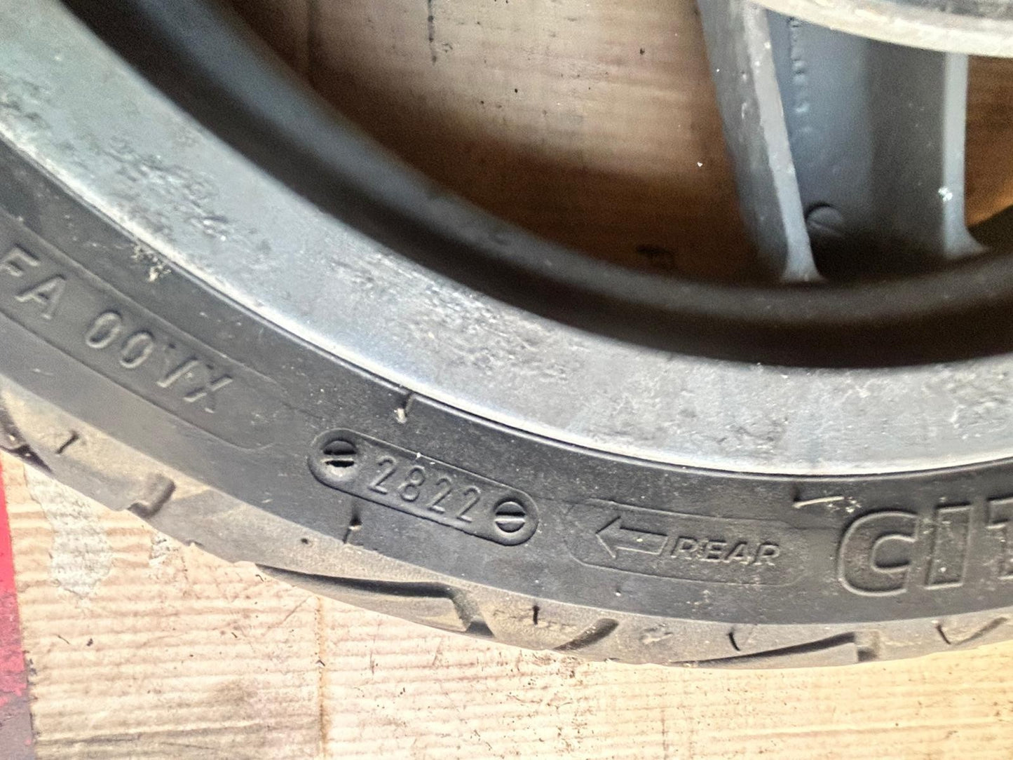 Michelin City Grip 2 Tyre 120/70/14