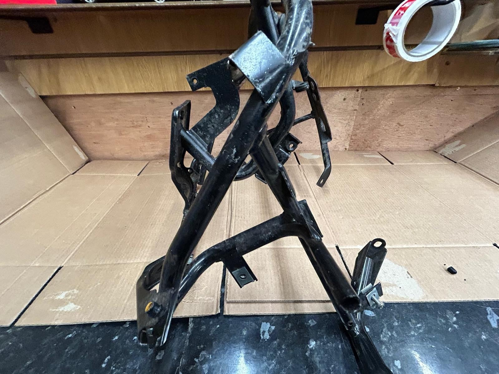 2013 BMW K18 C600 Sport Front Upper Fairing Bracket | 4651 7724944