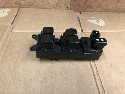 2014 Mitsubishi Outlander GX 4h PHEV Front Right Side Window Switch | 8608A248