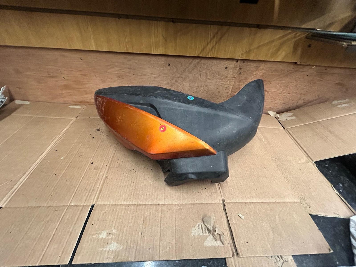 2016 Yamaha MW 125 Tricity Front Right Fender Mudguard