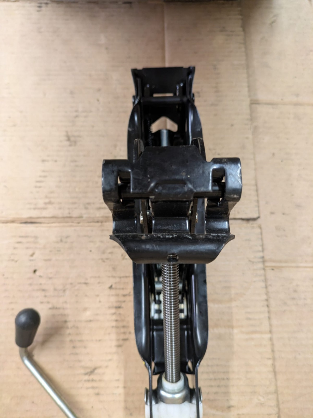 2011 Audi A3 S Line Car Jack | 8P0011031C