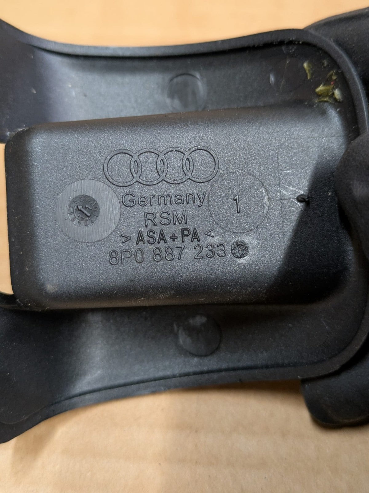 2011 Audi A3 S Line Isofix Seat Cover Trims  | 8P0887233