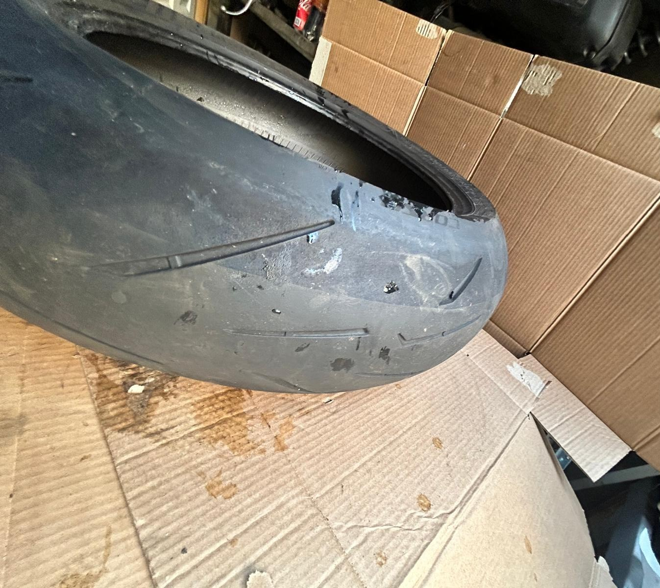 Pirelli Diablo Rosso 4 Corsa Tyre 200/60/17