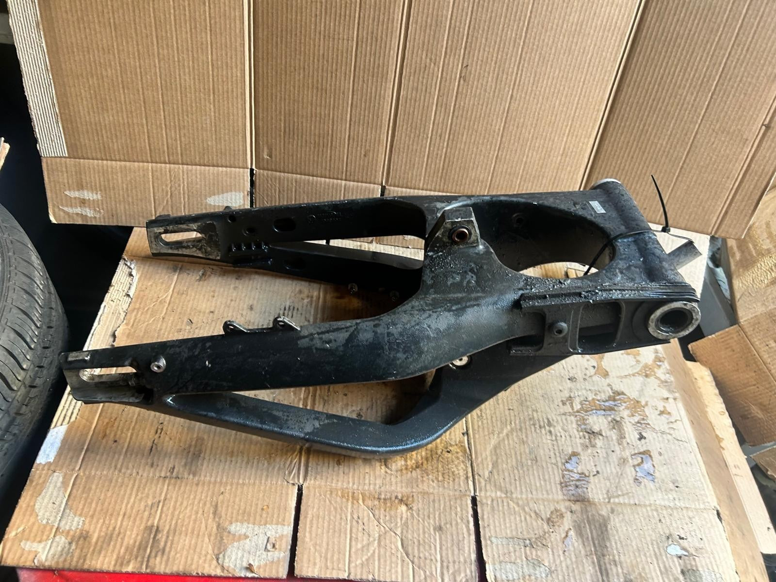 Triumph Street Triple / Daytona 675 Rear Swingarm | 2053002