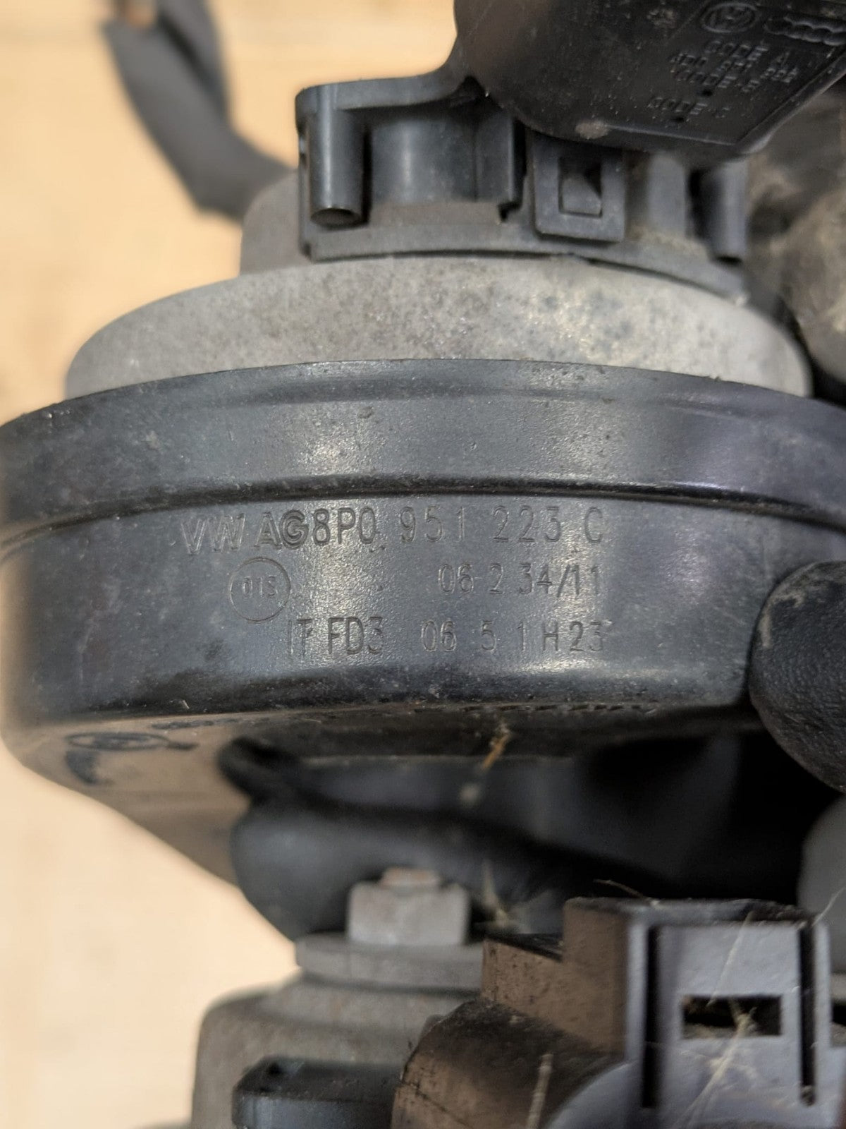 2011 Audi A3 S Line Dual Tone Horn | 8P0951223C 8P0951221C