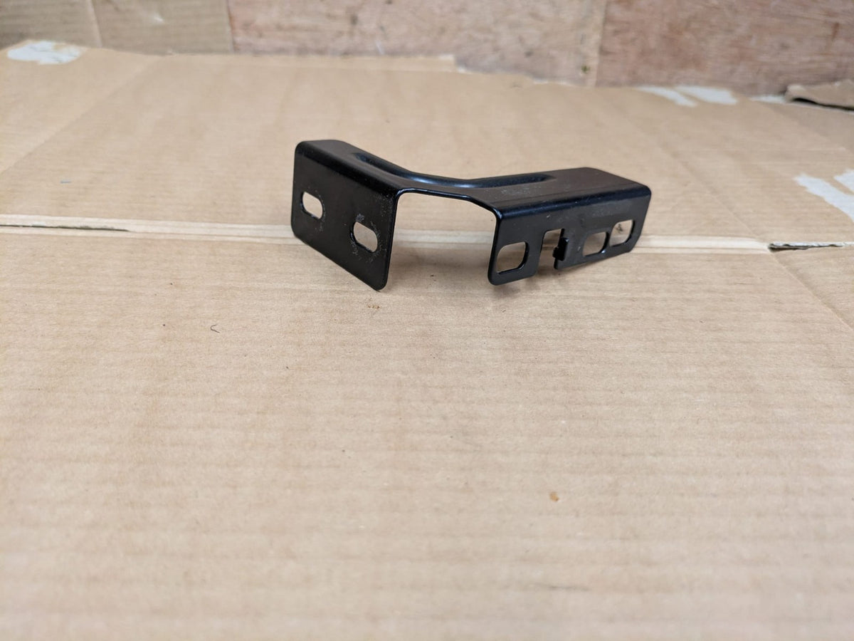 2011 Audi A3 S Line Dashboard Mounting Bracket Plate | 8P0880304A