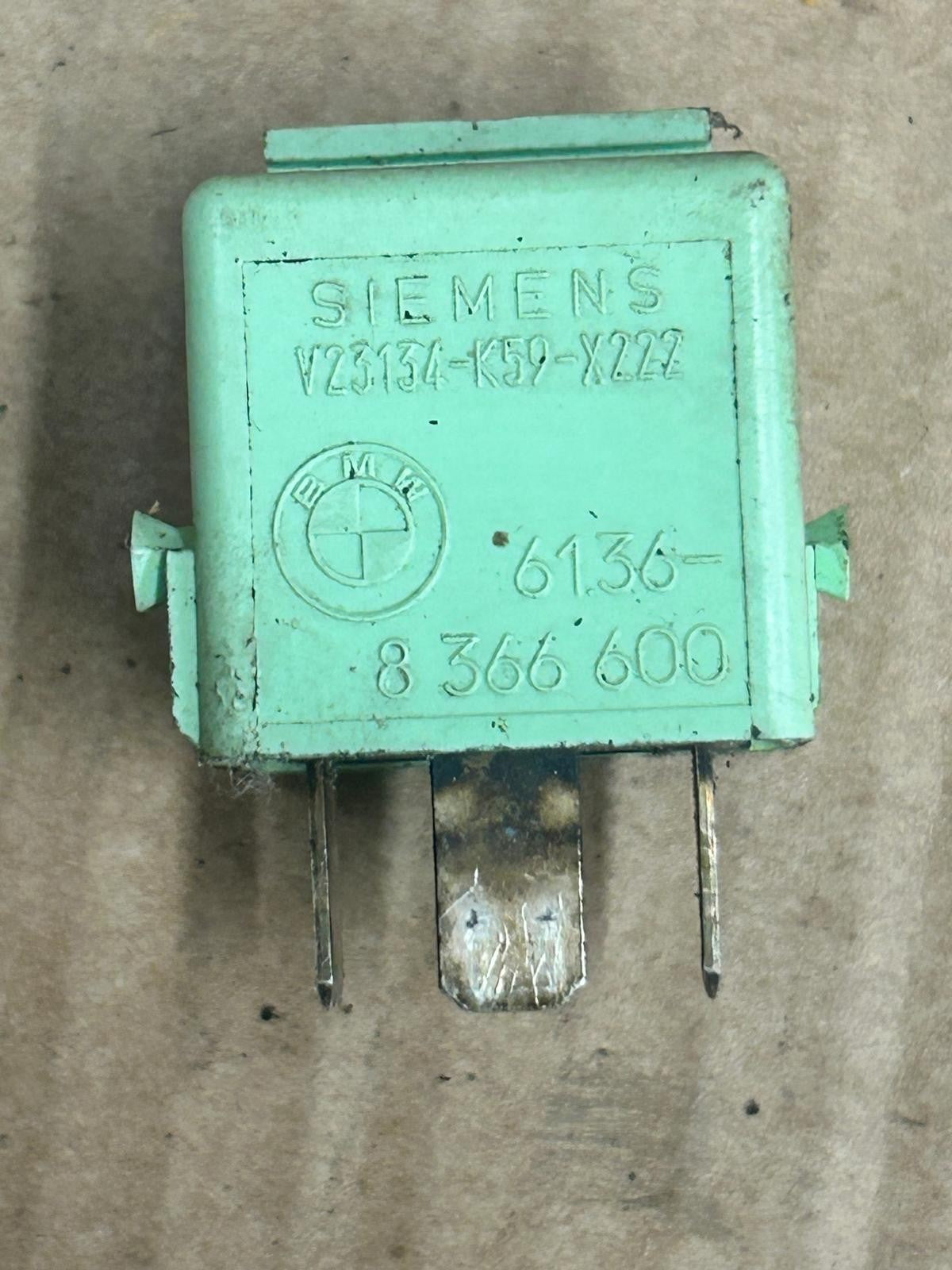 Genuine BMW 7 Series E38 Make Contact Relay Green | 61368366600